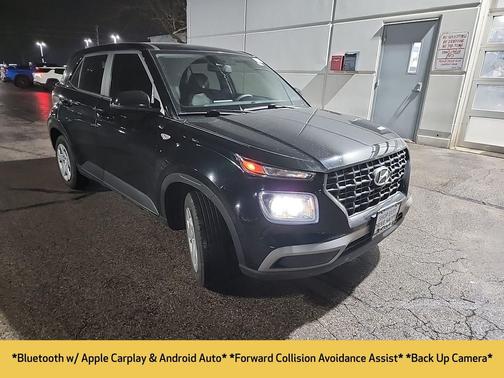 2020 Hyundai VENUE SE