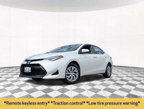 Blizzard Pearl 2018 Toyota Corolla LE