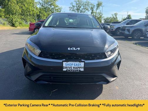 Aurora Black 2023 Kia Forte LXS