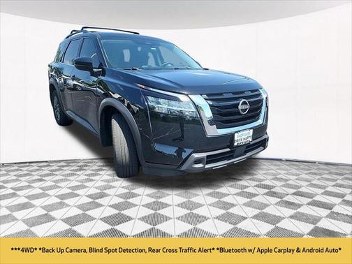 2022 Nissan Pathfinder SV 4WD