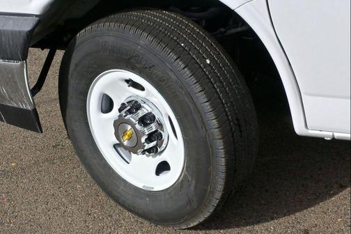 2025 Chevrolet Express 2500 RWD 2500 Extended Wheelbase WT