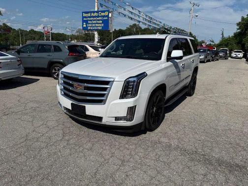 2016 Cadillac Escalade Luxury