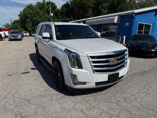 2016 Cadillac Escalade Luxury
