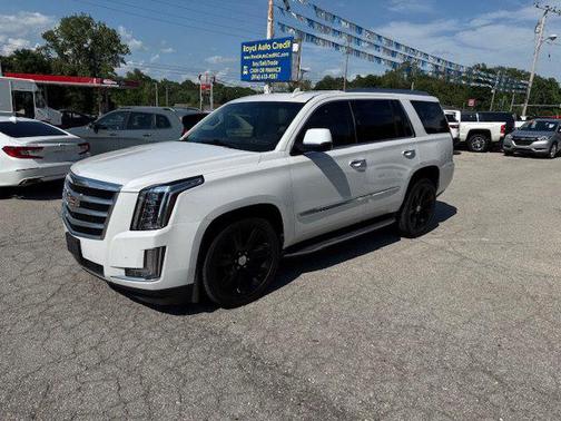 2016 Cadillac Escalade Luxury