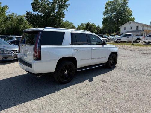 2016 Cadillac Escalade Luxury