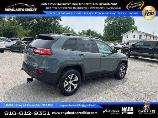 2015 Jeep Cherokee Sport