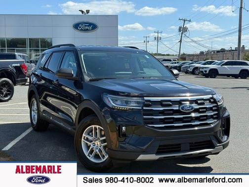 Agate Black Metallic 2025 Ford Explorer Active SUV