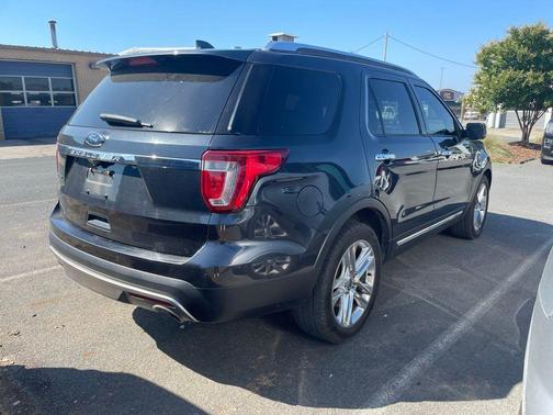 Quartz Metallic 2017 Ford Explorer Limited