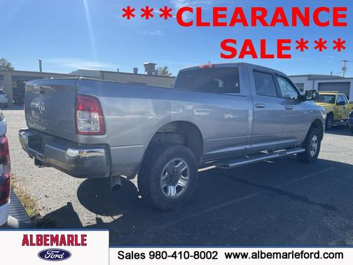 2019 RAM 2500 Big Horn Crew Cab 4x4 8' Box