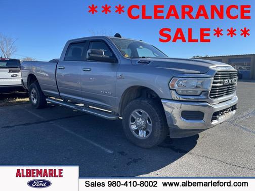 2019 RAM 2500 Big Horn Crew Cab 4x4 8' Box