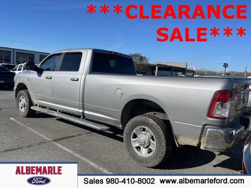 2019 RAM 2500 Big Horn Crew Cab 4x4 8' Box