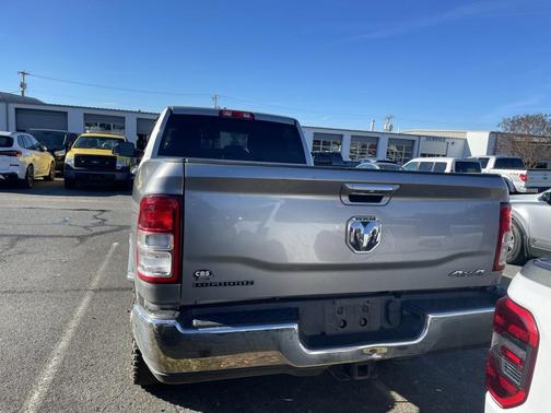 2019 RAM 2500 Big Horn Crew Cab 4x4 8' Box
