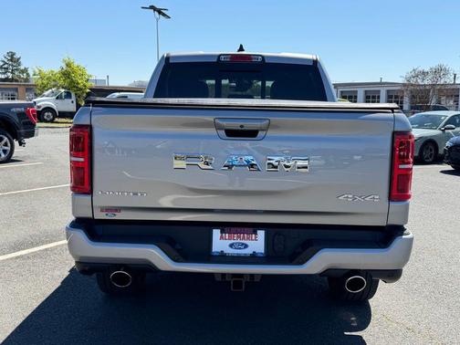 Billet Silver Metallic Clearcoat 2026 RAM 1500 Limited