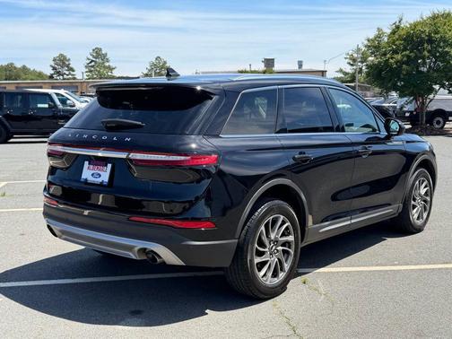 Black Metallic 2022 Lincoln Corsair Standard
