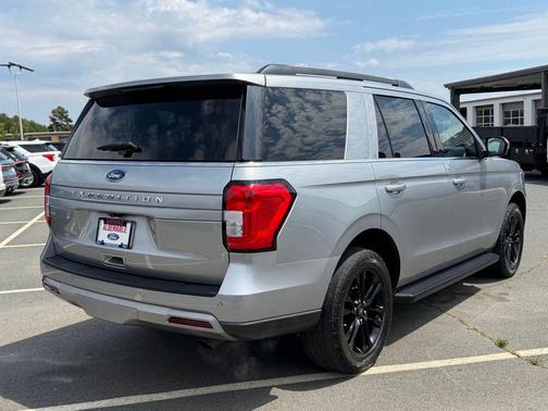 Silver Metallic 2024 Ford Expedition XLT