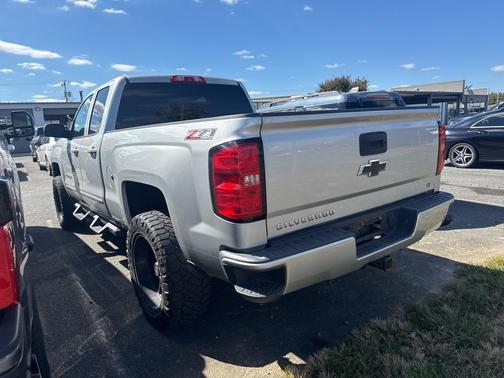 2017 Chevrolet Silverado 1500 2LT