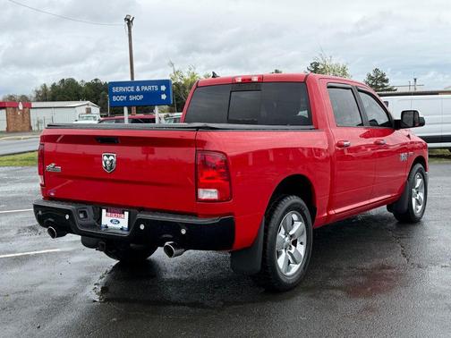 2016 RAM 1500 Big Horn