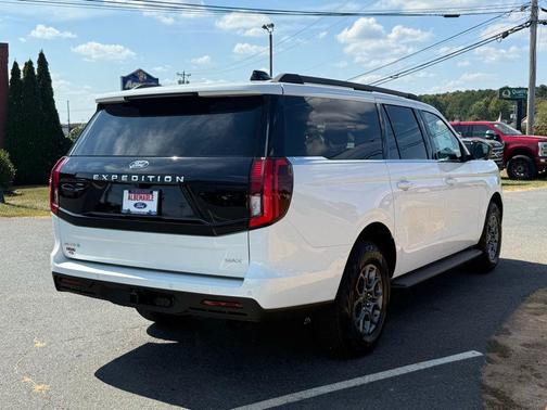 2025 Ford Expedition Max Active 4x4