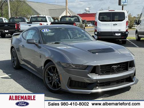 2025 Ford Mustang Dark Horse Fastback