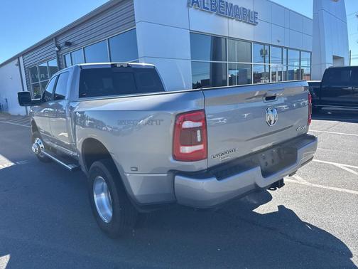 2023 RAM 3500 Laramie Crew Cab 4x4 8' Box