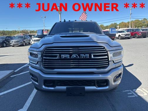 2023 RAM 3500 Laramie Crew Cab 4x4 8' Box