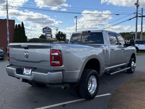 2023 RAM 3500 Laramie Crew Cab 4x4 8' Box