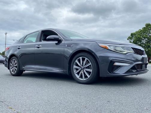 Photo 1 of 28 of 2019 Kia Optima EX