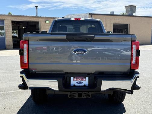 2025 Ford F-350 XLT