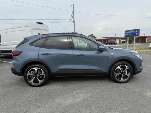 Vapor Blue Metallic 2025 Ford Escape ST-Line Select