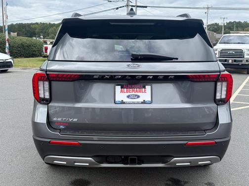 Carbonized Gray Metallic 2025 Ford Explorer Active