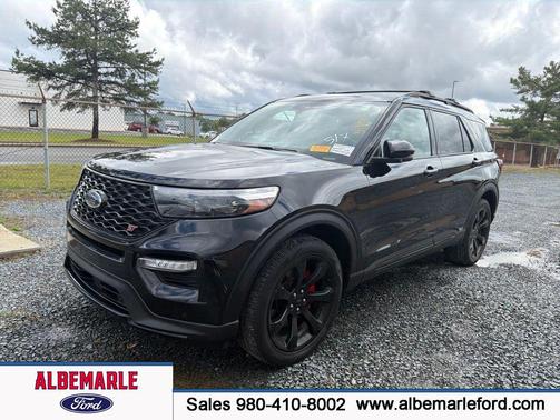 Black Metallic 2023 Ford Explorer ST