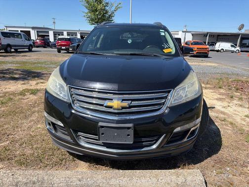 Mosaic Black Metallic 2016 Chevrolet Traverse 1LT