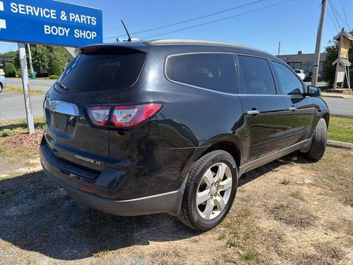 Mosaic Black Metallic 2016 Chevrolet Traverse 1LT