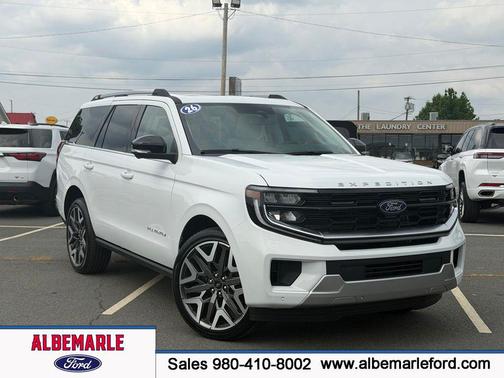 Oxford White 2026 Ford Expedition Platinum SUV