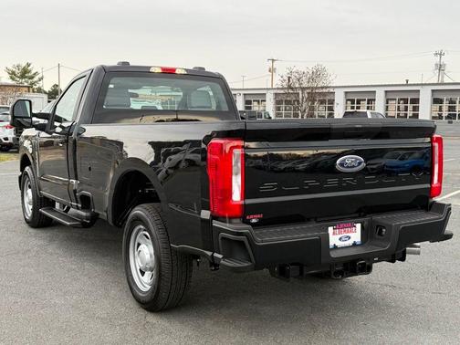 Agate Black Metallic 2025 Ford F-350 XL