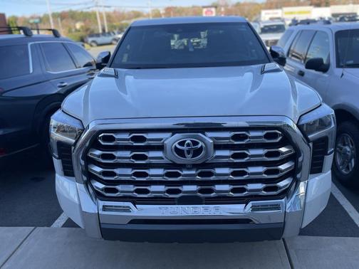 2022 Toyota Tundra Hybrid 1794 Edition