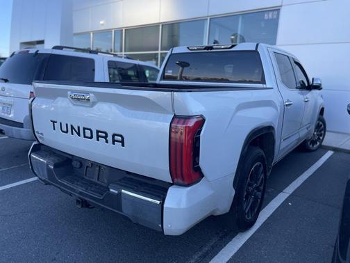 2022 Toyota Tundra Hybrid 1794 Edition