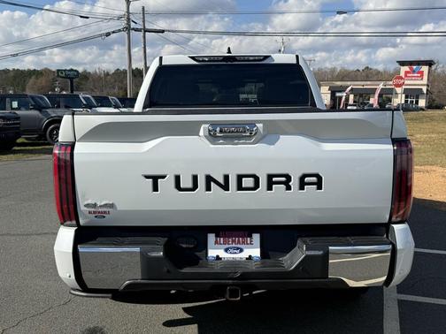 2022 Toyota Tundra Hybrid 1794 Edition