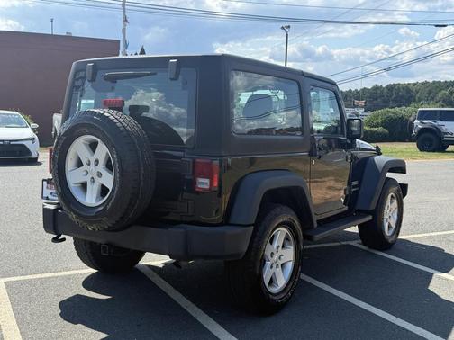 2017 Jeep Wrangler Sport
