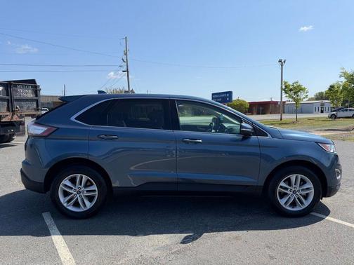 Blue 2018 Ford Edge SEL