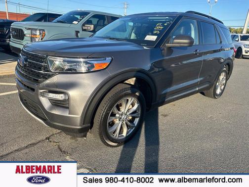 Gray Metallic 2023 Ford Explorer XLT