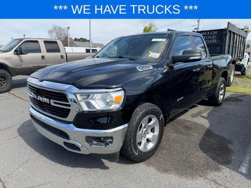 Diamond Black Crystal Pearlcoat 2019 RAM 1500 Big Horn