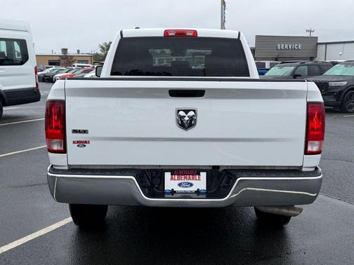 Bright White Clearcoat 2024 RAM 1500 Classic SLT