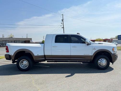 Bright White Clearcoat 2023 RAM 3500 Longhorn