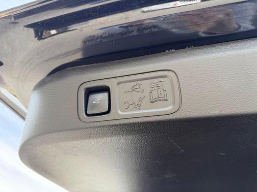 Black Metallic 2019 Lincoln Navigator L Reserve