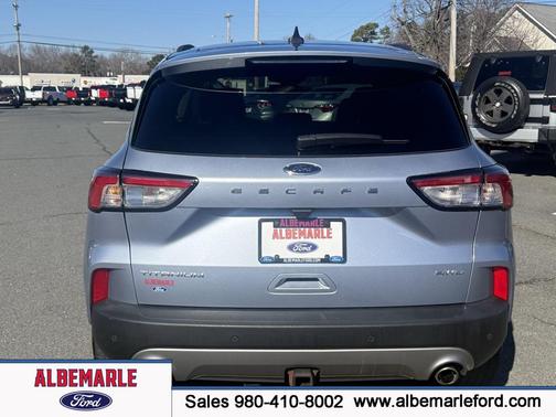 2022 Ford Escape Titanium