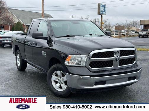 Diamond Black Crystal Pearlcoat 2024 RAM 1500 Classic SLT Truck