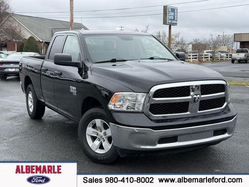 2024 RAM 1500 Classic SLT