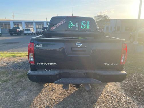Arctic Blue Metallic 2020 Nissan Frontier SV