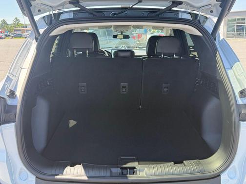 Space Silver Metallic 2025 Ford Escape PHEV SE